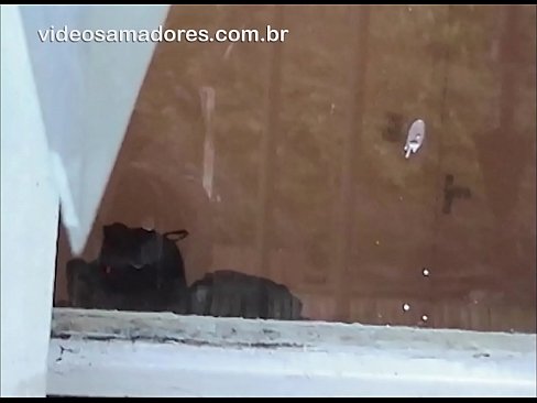 ❤️ Omu cornu chì fighjula a so fidanzata cù un altru tippu, registrendu un video di cazzo senza disturbà a coppia ❤❌ Pornu di qualità à co.mrpornogratis.ru ﹏